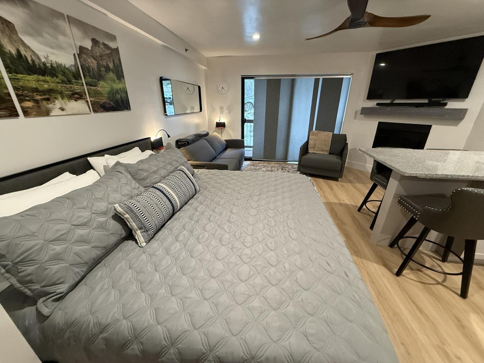 Yosemite West Condos ภายนอก รูปภาพ